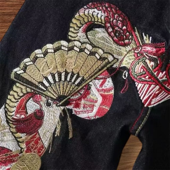 Evisu Black Jeans with Red and Gold Dragon Design - Picture 5 of 9